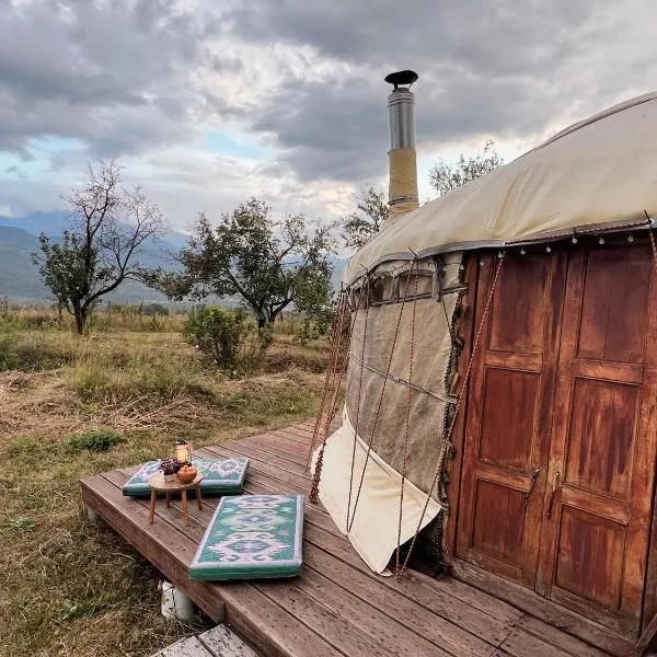 Family Eco Farm Getaway, ξενοδοχείο σε Ryskulovo