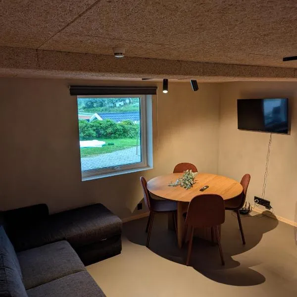 Lofoten Apartment 02, hotel in Leknes