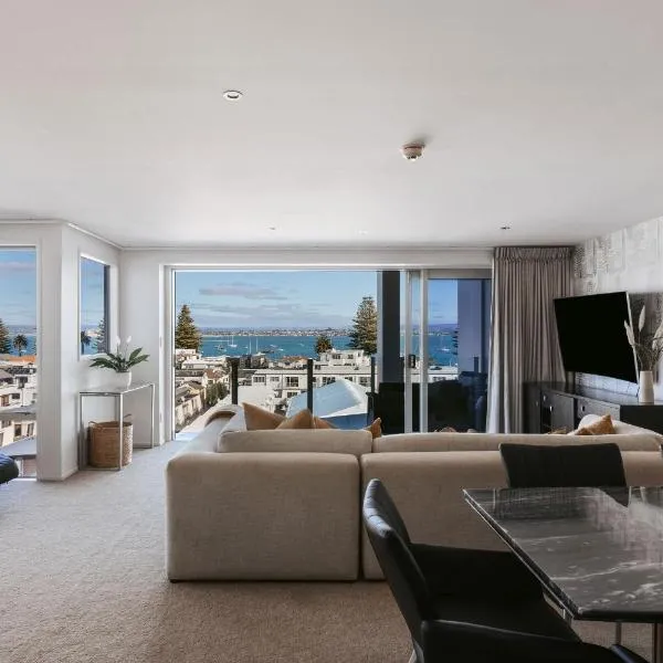 5th Floor Mount Retreat Space Style & Sea Views, hotel a Mount Maunganui