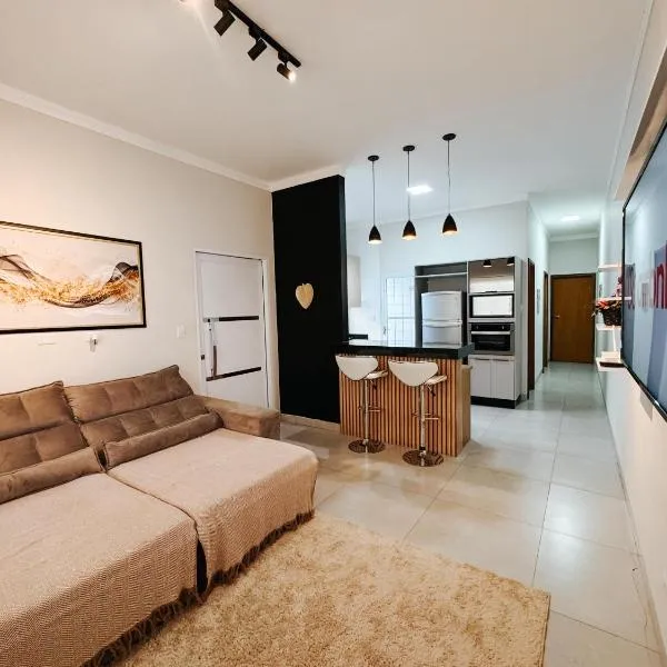Casa super confortável 1 suite 1 quarto 2WC Cozinha completa Jardim Prox ao Shopping e ao Hospital Regional, ξενοδοχείο σε Tres Lagoas