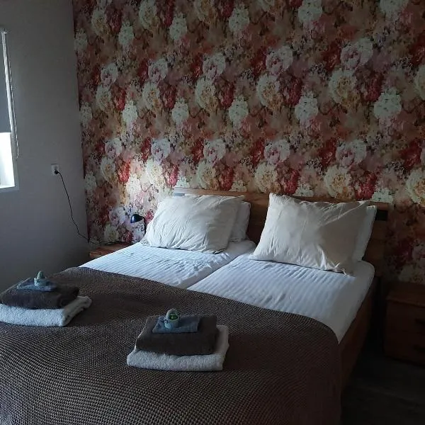 b&b de Wensput, hotel in De Moer