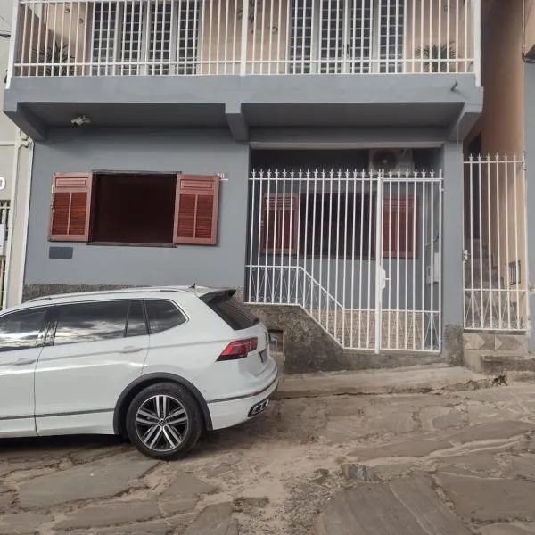 Apartamento Avenida 10 com ar condicionado, hotel in São Thomé das Letras