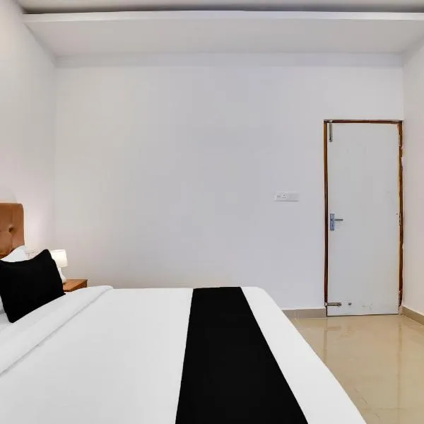 Townhouse OAK XOTEL near silk board metro, hotel in Bengaluru