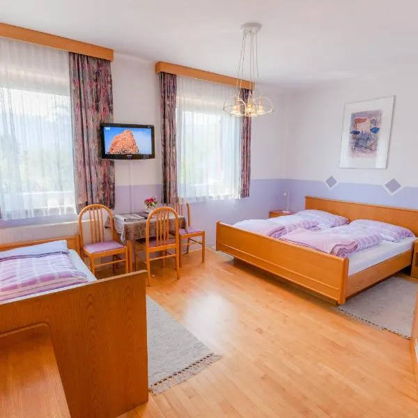 Gasthaus-Gostišče-Trattoria Ogris, hotel v destinaci Ludmannsdorf