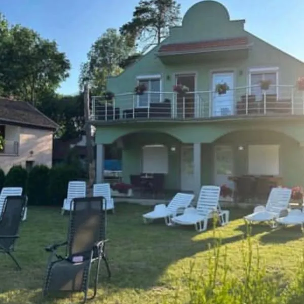 Vila Plaza-1, hotel u gradu Bela Crkva