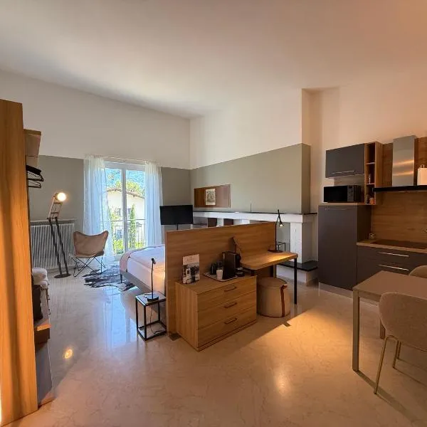 LA VILLA - Studios&Rooms, hotel en Locarno