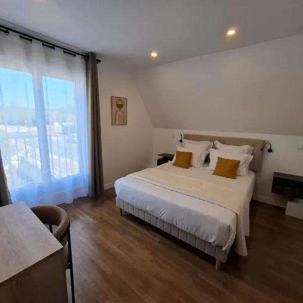 La Villa Cassinne Chambres Indépendantes, hotel in Montebourg
