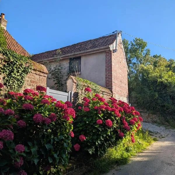 La cachette de Lola, hotel v destinaci Beaurainville