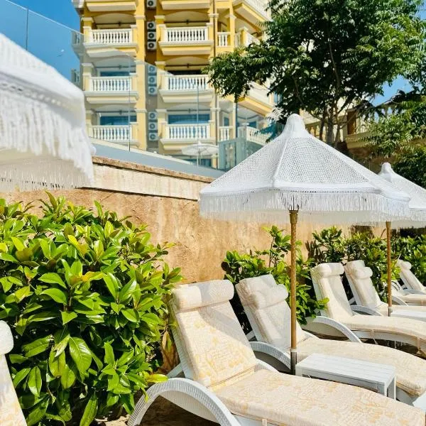 Santa Maria Luxury Suits, hotel v destinaci Ravda