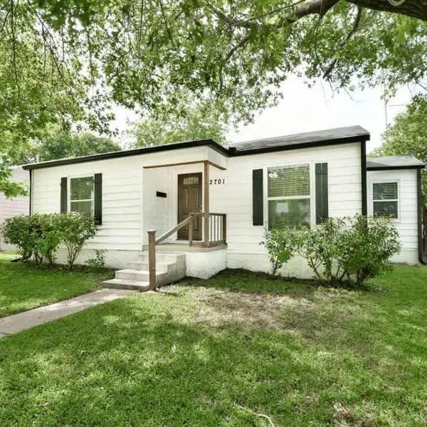 Pecan Hill House, hotel v destinaci Waco