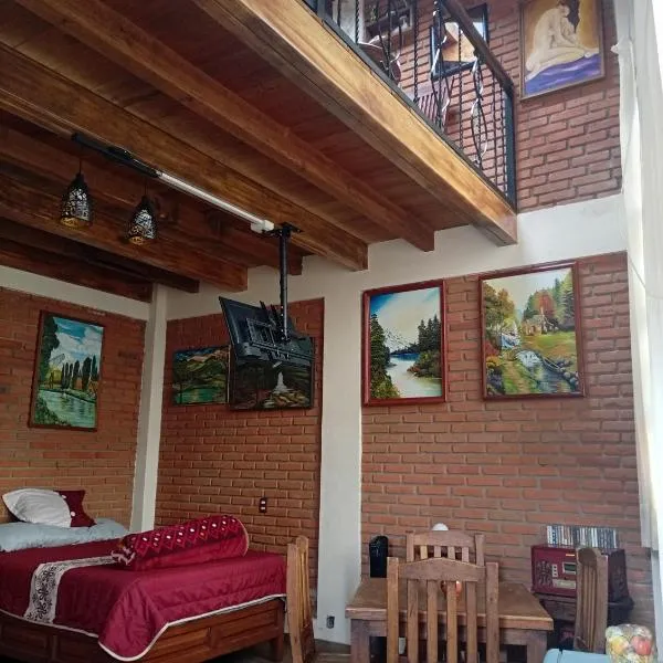 "Arte en el desván" Rustic loft - Desván rústico, Hotel in Tenancingo de Degollado