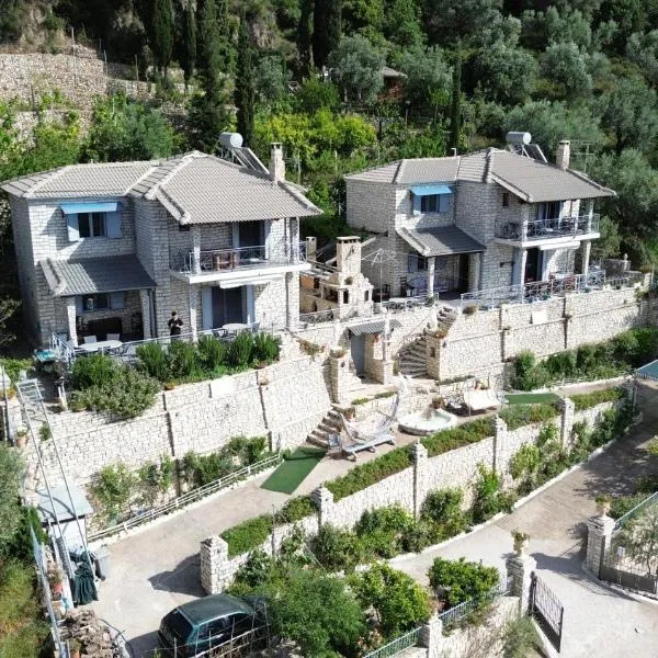 Stone Maisonettes, hotell sihtkohas Aígion