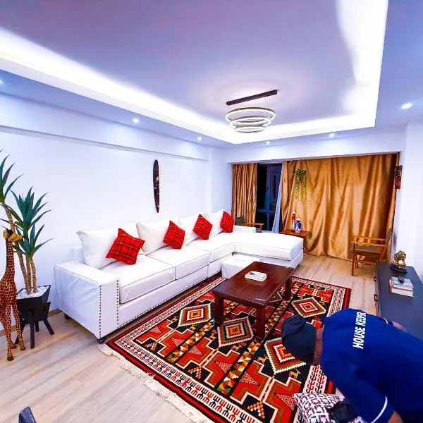 The Red Mirage --- Rooftop Pool, Gym, Games room, Netflix 2BD & SQ, hotel in Nairobi