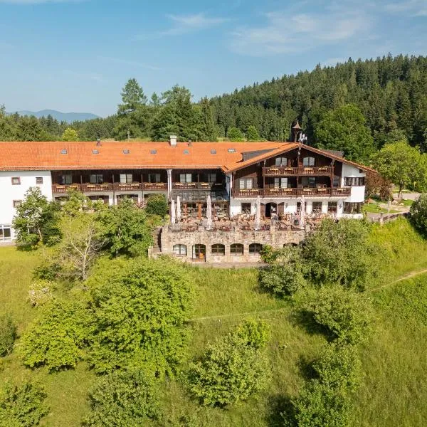 Neubichler Alm, hotel in Piding