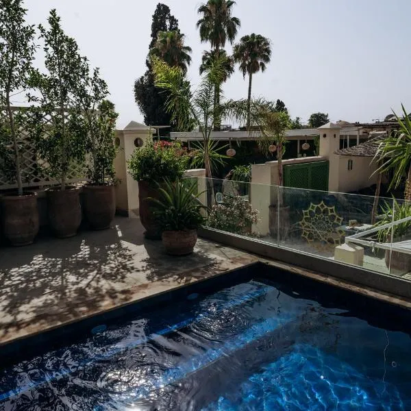 Riad Dar Blanche & Spa, hotel v Marrákéši