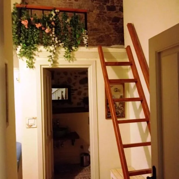 Gizemli Konak, hotel in Ayvalık