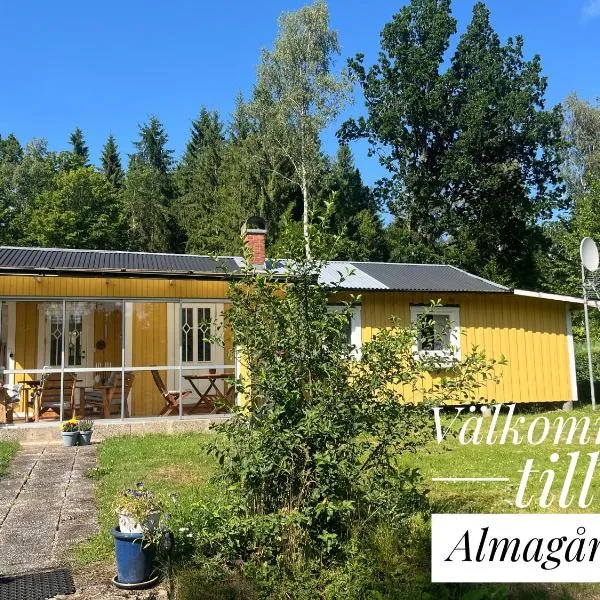 Almagården lantlig miljö, hotel v destinaci Svängsta