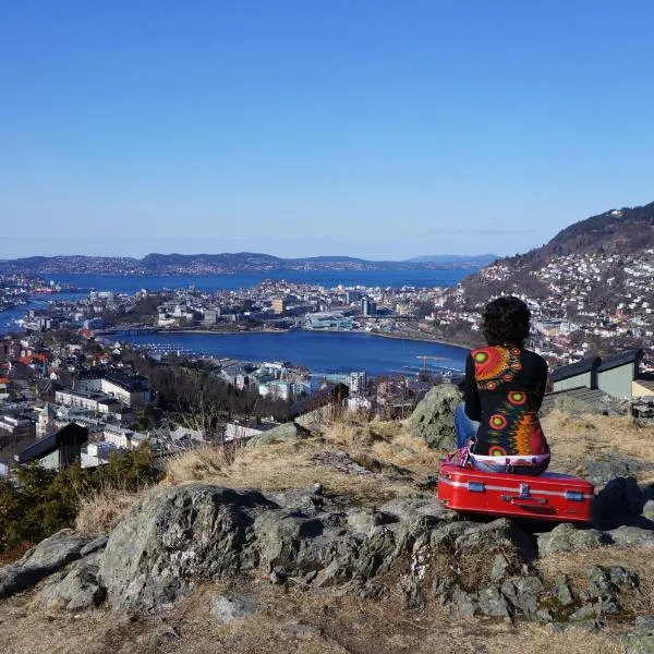 Bergen Hostel Montana, hotel in Øvstebø