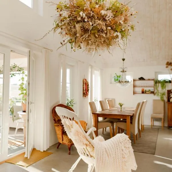 Blomstertantens Hus, hotel v destinaci Trelleborg