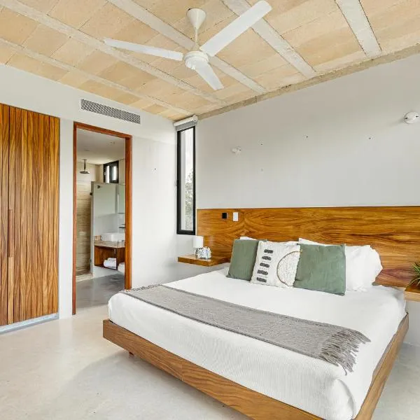 Sophisticated - Large Loft With Pool, Hotel in Cancún