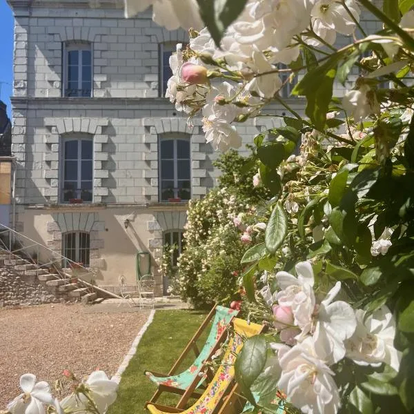 Maison Adrienne, hotel v destinaci Saint-Aignan