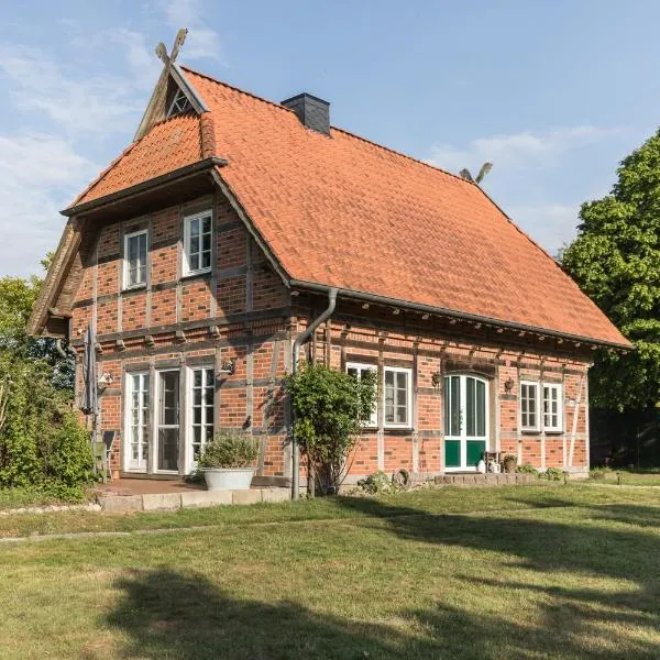 Fachwerk-Ferienhaus, Ruhe auf dem Land, Haustiere willkommen, Leihfahrräder, 24-7 check in, khách sạn ở Kirchlinteln