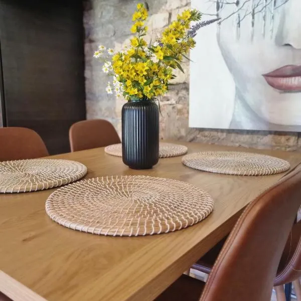 Suure-Jürna Puhkepesa, hotel 