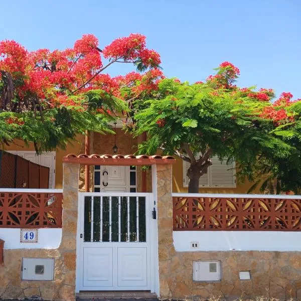 La CASITA DE CARMENZA, hotel in Casillas de Morales