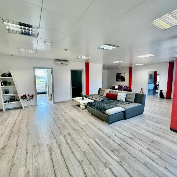 Kobra Apartment für Gruppen perfekt geeignet, hotel in Spielberg