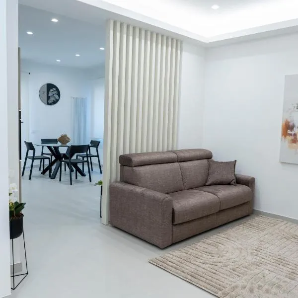 L'Approdo Suite Apartments, hotel in Messina