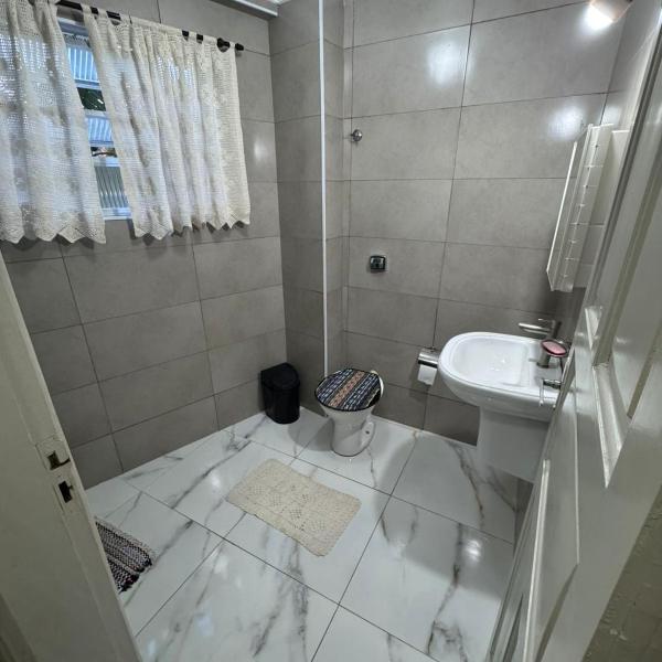 Praia Grande a 250m do Mar Apartamento Amplo 2 Vagas - Foto 3