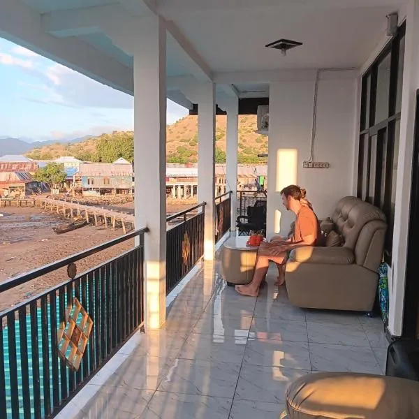 Bajo Komodo Homestay, hotel v destinaci Komodo