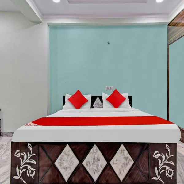 Hotel O Diamond Inns, ξενοδοχείο σε Kālkāji Devi