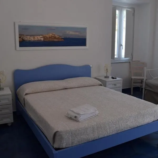 La Casa di Cirro, hotel en Procida