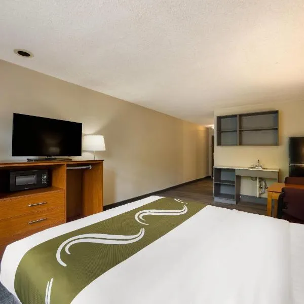Suburban Studios Canon City, hotel in Canon City