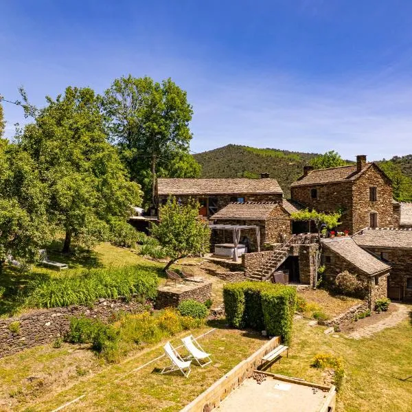 Les hôtes du châtaignier, hotel u gradu Pénens