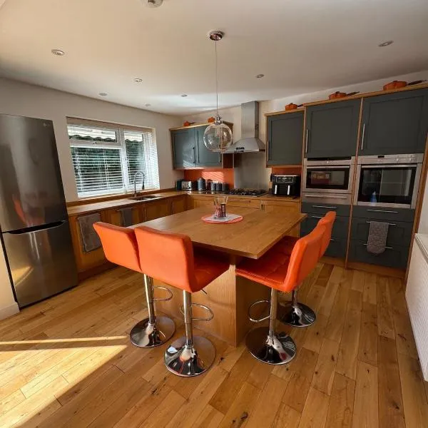 Home at Number 27, hotel a Trowbridge