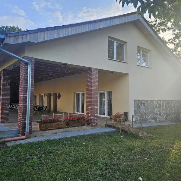 Almazówka - cichy wypoczynek lub integracja w większym gronie, hotel 