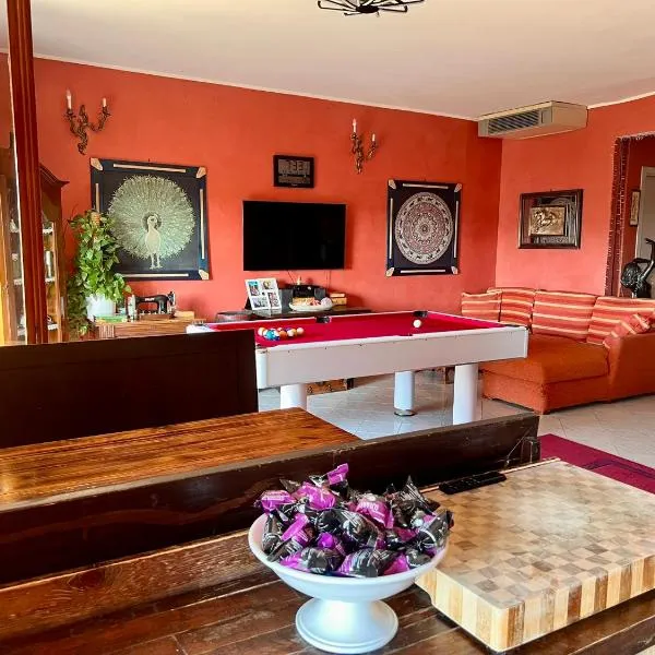 Panoramic B&B, hotel en Dogana