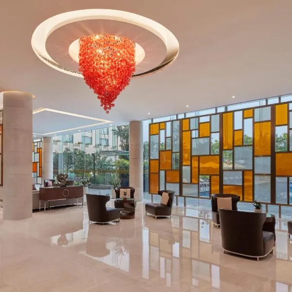 Courtyard by Marriott Kochi Airport – hotel w mieście Nedumbassery