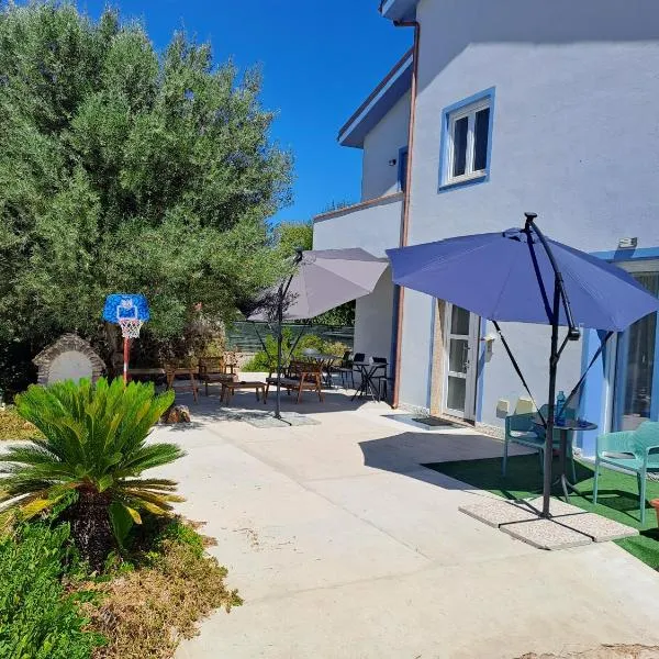 I Sette Ulivi Bed and Breakfast, hotel v destinaci Tergu