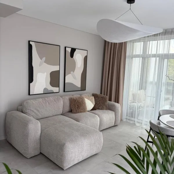 Moonlight Apartment - Parko rezidencija SELF CHECK IN, hotel in Panevėžys