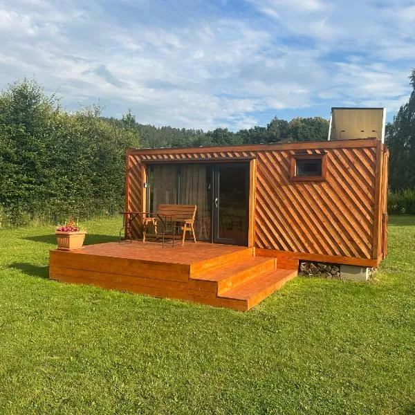 Obytný kontejner Cabin Stars, hotel v destinaci Zátor