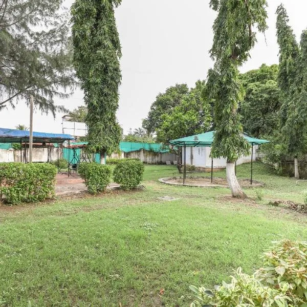 Hotel O Nova Dumas Homestay, hotel in Surat