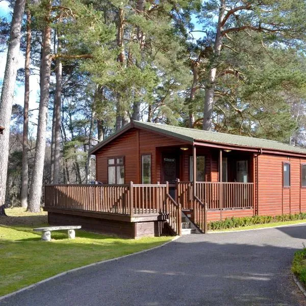 Lodge D- Uk33090, hotel in Dinnet
