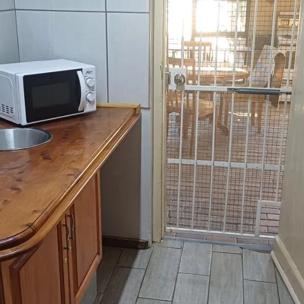 Olive rest, hotel em Wesselsbron