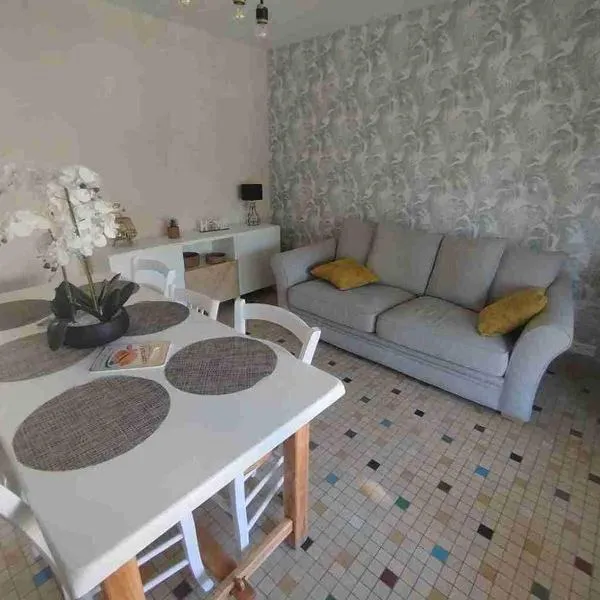 Le jardin aux iris, Hotel in Tonnerre