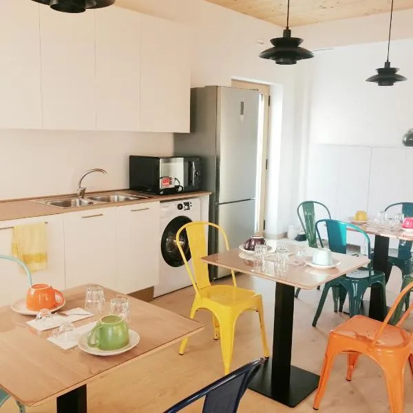 La Casa di Legno, ξενοδοχείο σε Tortoli