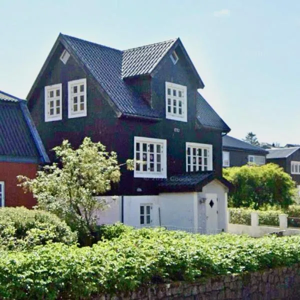 Cozy Holiday Home, hotel u gradu Sandavágur