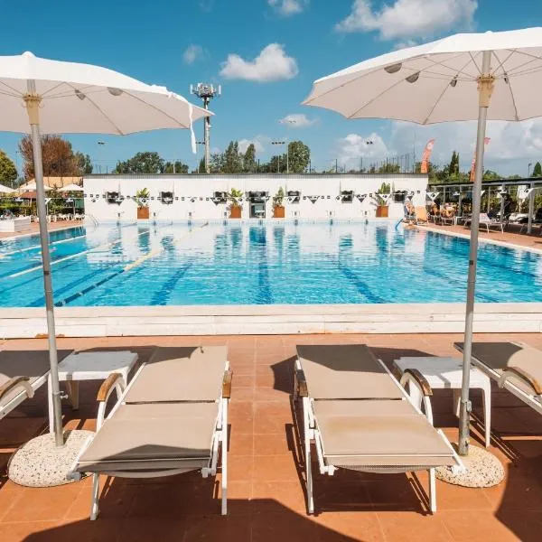 Real Village Roma, hotel in Rome